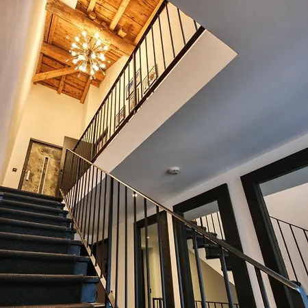 Le Marti Villa *
