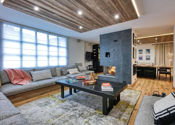 ヴィラ Le Marti シャモニー